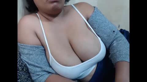 saronette online show from March 14, 12:17 pm