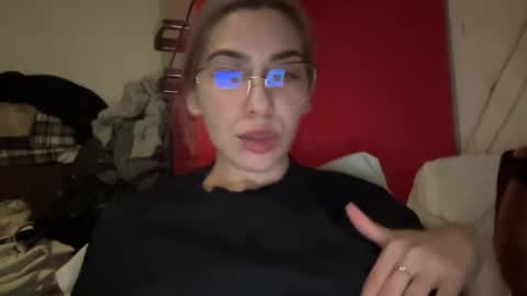 Sarrah online show from January 23, 8:45 pm