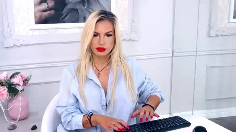 Sasha online show from September 27, 2:24 pm