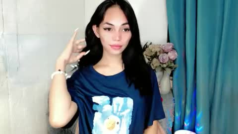 Snapshot of sashifoxdoll_ chatting on September 8, 6:07 pm Sashi online show from September 8, 6:07 pm