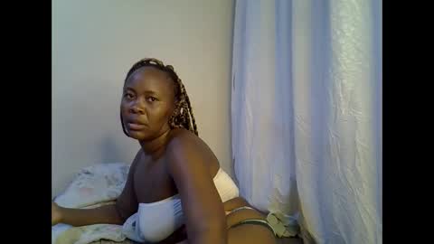 sassy_bella online show from December 16, 4:02 pm