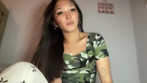 Sassygirl online show from March 28, 10:59 am