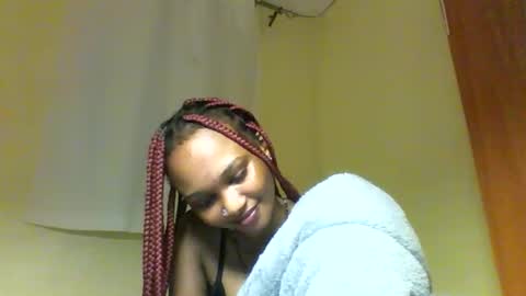 Tina online show from May 25, 11:48 pm