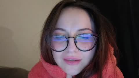 Lori online show from March 13, 7:15 pm