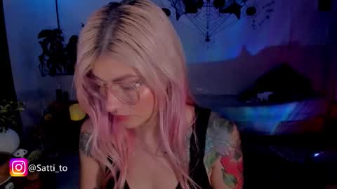Snapshot of satomimori chatting on September 27, 3:03 am im Jessi Independet Model online show from September 27, 3:03 am