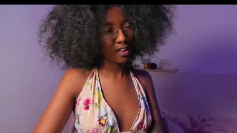 saturno_vibes online show from September 27, 11:28 am