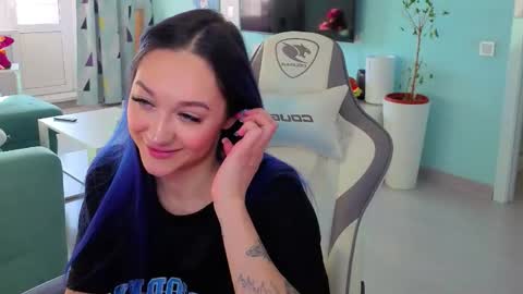 Ariel online show from February 4, 4:26 am