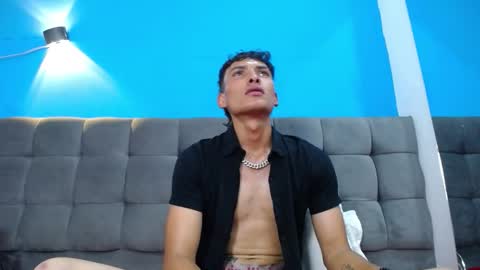 Snapshot of savagelover_ chatting on October 17, 11:30 pm SavageLover online show from October 17, 11:30 pm