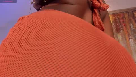 S a v a n n a h  online show from October 30, 3:24 pm