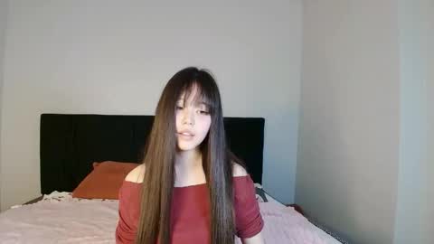 Saya online show from April 12, 2:53 pm