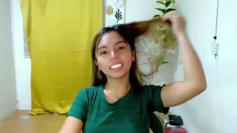 scarlet online show from March 23, 8:15 pm