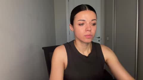 Sophie online show from April 27, 7:05 am