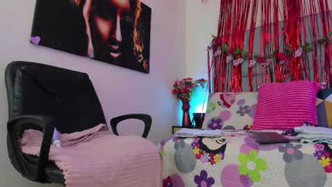 scarlet_hit online show from February 12, 5:31 am