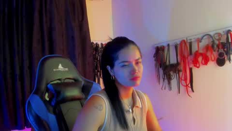 scarlet taylor kennedy online show from October 7, 10:58 pm