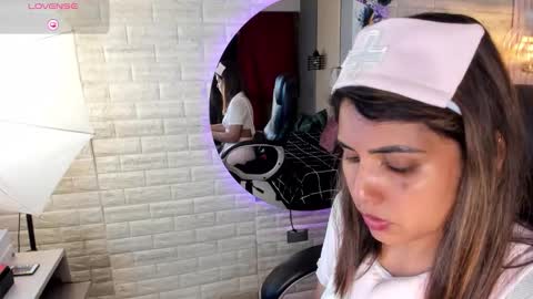 Scarlet online show from October 22, 2:55 pm