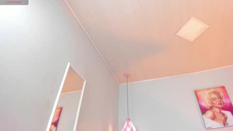 Scarlet  online show from February 13, 10:54 pm