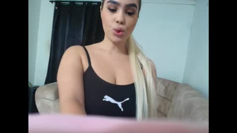 Alaia Domina online show from February 5, 2:36 am