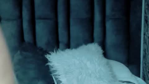 S C A R L E T online show from September 29, 12:43 pm