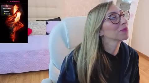 Scarlett online show from March 15, 12:07 pm