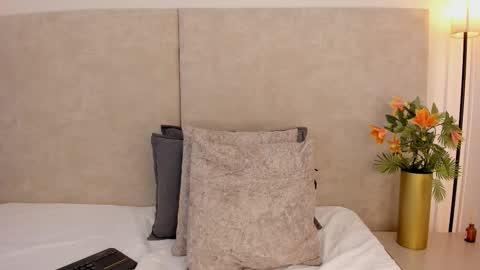 Scarlett  online show from February 13, 4:25 am