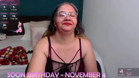 Scarlett  online show from November 1, 12:15 am