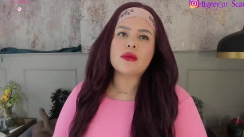 Snapshot of scarlett_grey_1 chatting on December 28, 5:23 am Scarlett online show from December 28, 5:23 am