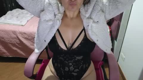 Scarlette online show from February 12, 12:16 am