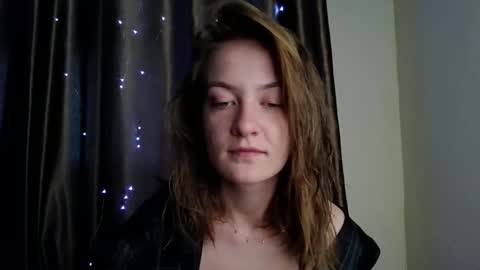 Elsa online show from April 22, 11:18 am