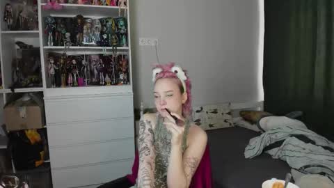 Rina online show from March 10, 7:34 am