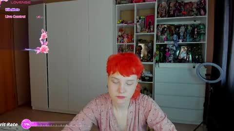 Rina online show from May 31, 7:14 am
