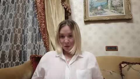 cindy desire online show from June 11, 7:00 pm