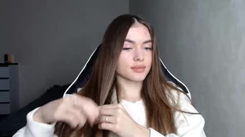 scratc_h online show from November 1, 4:44 pm