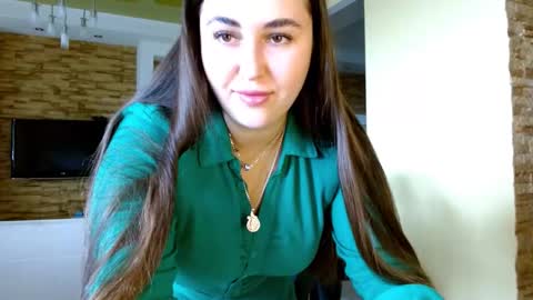 Snapshot of sea_cocktail chatting on September 27, 9:05 am Elizabeth  online show from September 27, 9:05 am