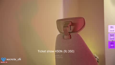 Eliz online show from March 13, 8:43 pm