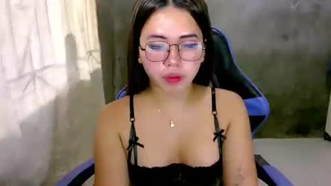 pau online show from March 16, 4:59 am