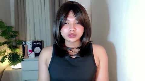 Deluxe online show from December 3, 10:12 pm