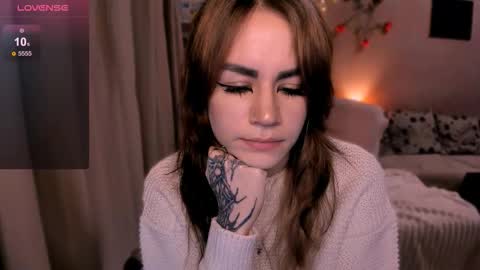 selectrra online show from December 19, 8:45 pm