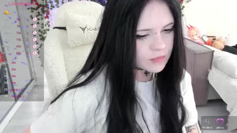Snapshot of selena___cute chatting on September 26, 6:44 am Selena online show from September 26, 6:44 am