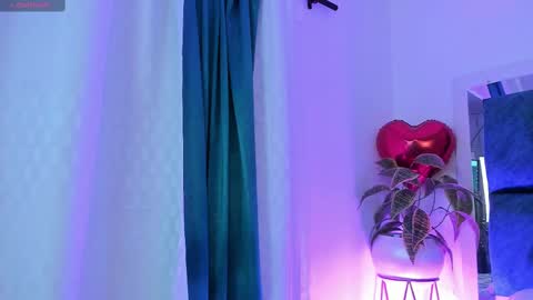 selena_bellarte online show from February 26, 8:06 am