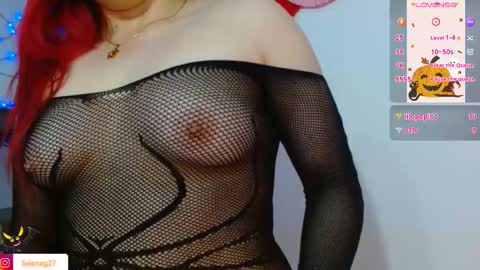 Selene G  online show from October 25, 6:43 am