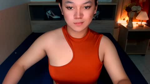 Snapshot of selenesantiago chatting on December 12, 7:41 am joan online show from December 12, 7:41 am