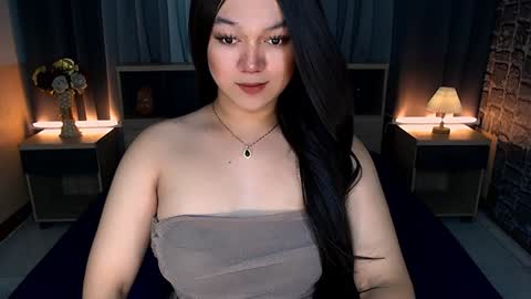 Snapshot of selenesantiago chatting on February 5, 5:09 am joan online show from February 5, 5:09 am