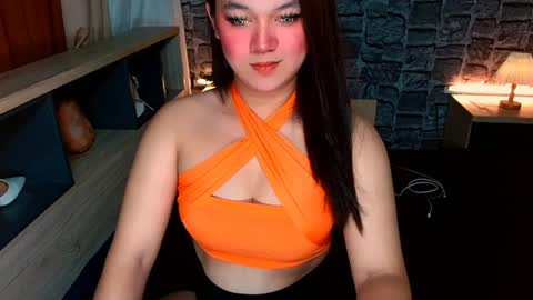 Snapshot of selenesantiago chatting on December 20, 3:31 pm joan online show from December 20, 3:31 pm