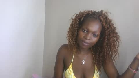 sellinprinces online show from December 21, 8:02 pm