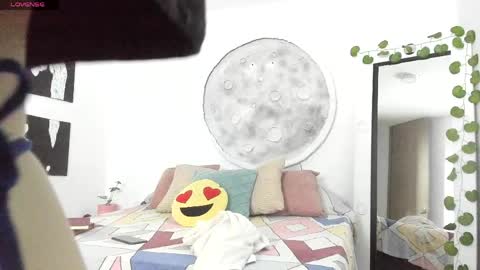 Selyn online show from April 16, 10:59 am