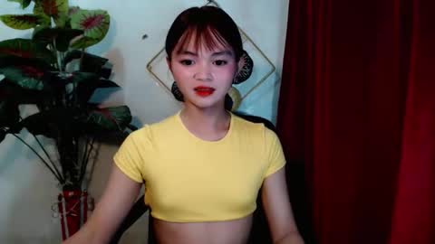 sensational_yeng online show from November 30, 1:21 am