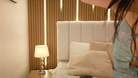 Sensual Kim77 online show from March 4, 12:23 pm