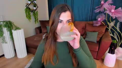 Snapshot of sensualcharisma chatting on September 28, 10:31 am Becca online show from September 28, 10:31 am