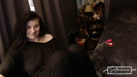 Tara online show from June 16, 11:33 am