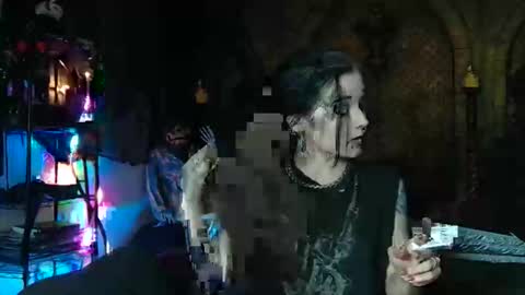 Seraphin Munster online show from November 9, 12:16 am